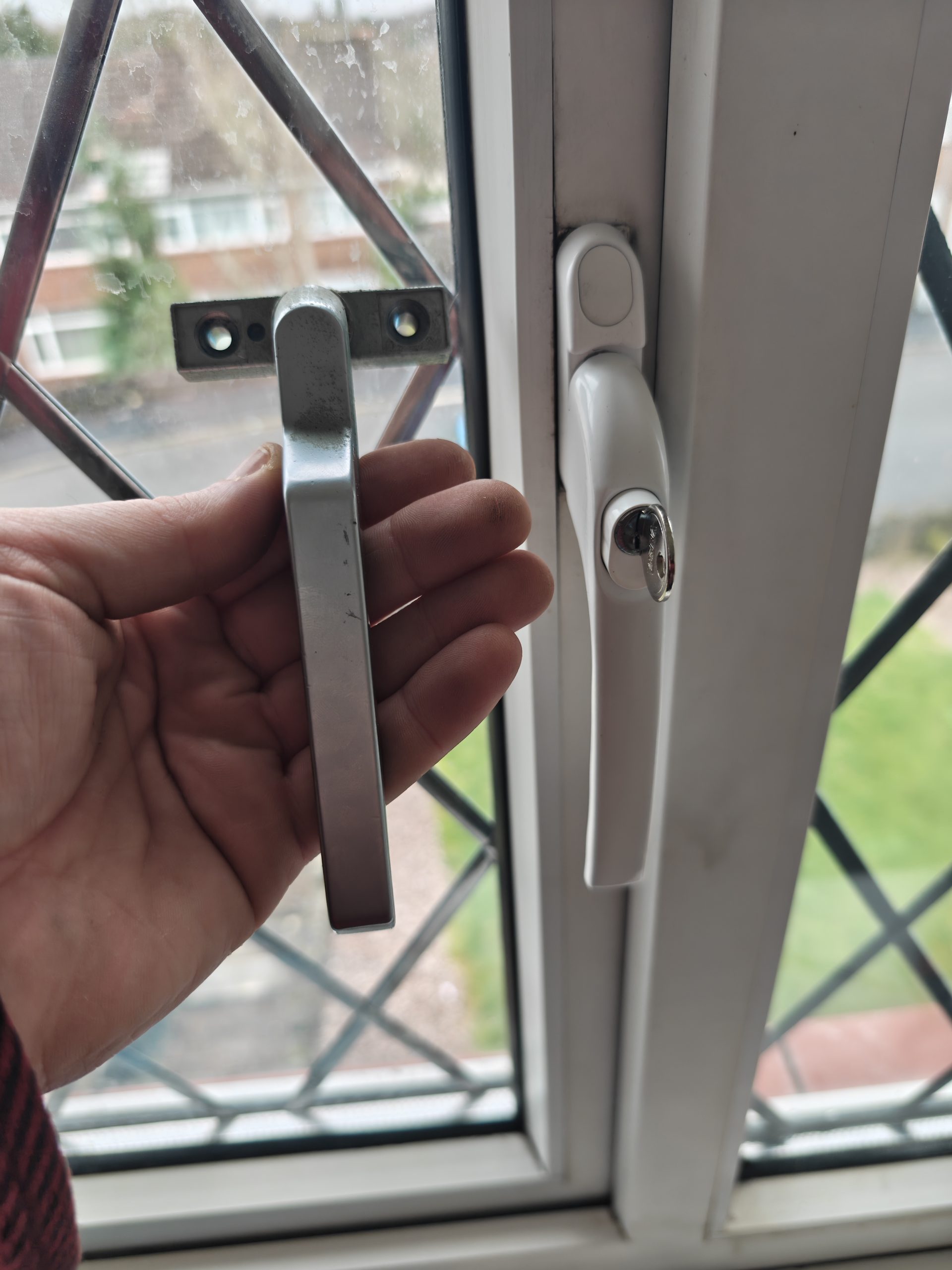 UPVC window handle replaced in Morriston Swansea by Champs Locksmiths